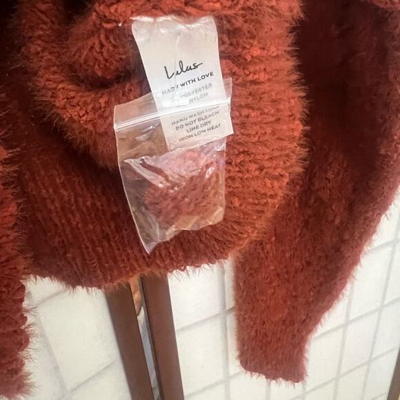 LULUS NWT KEPT ME‎ BUNDLED BULKY KNITTED CARDIGAN SWEATER SIZE L - Picture 10 of 10